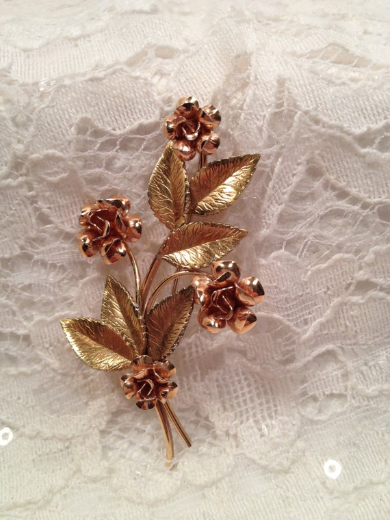 Vintage Floral Brooch with Four Copper Tone Flowe… - image 5