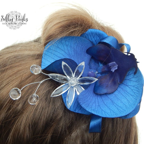 Accessoire de cheveux d’orchidée bleu marine, accessoire de cheveux de mariage, pièce de cheveux de mariée, pince à cheveux bleu, fermoir de cheveux d’orchidée avec fleurs chrystal,