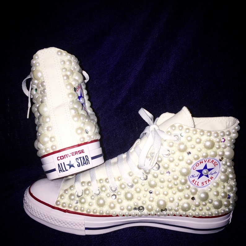 black converse with pearls