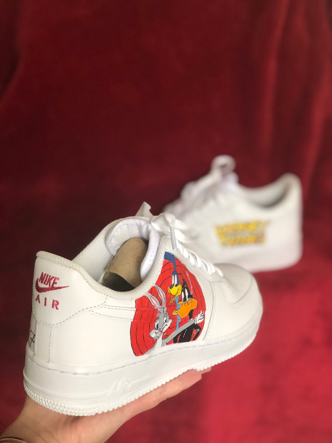 af 1 looney tunes
