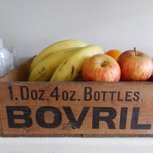 Rústico y encantador VINTAGE madera BOVRIL entrega | Etsy