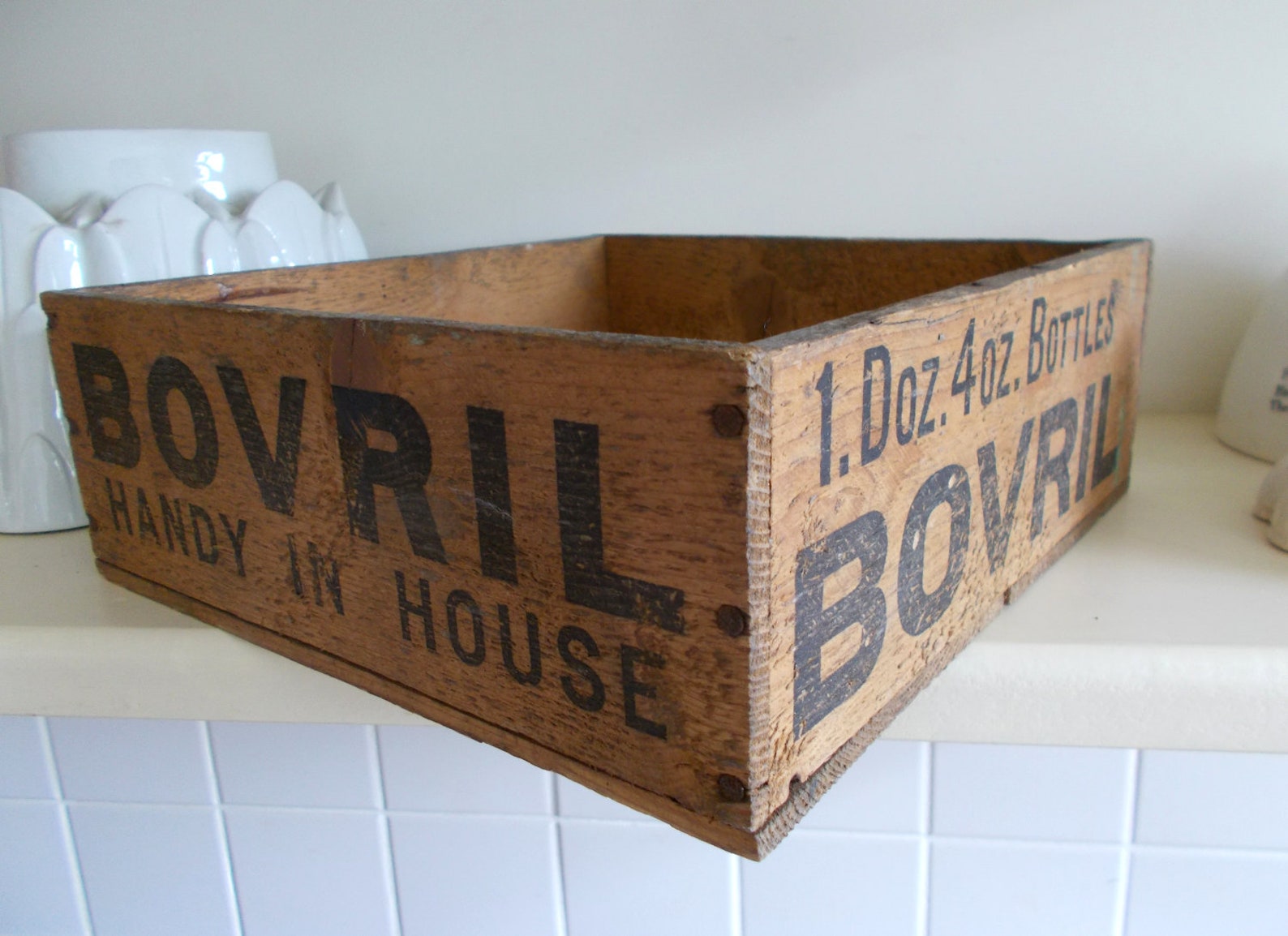 Rústico y encantador VINTAGE madera BOVRIL entrega | Etsy