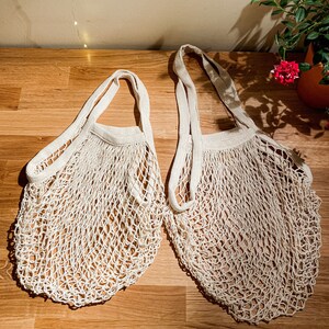 Long handle Net market Bag in Ivory/ cream color , Market bag, grocery net bag, beach bag, string bag, mesh bag, image 4