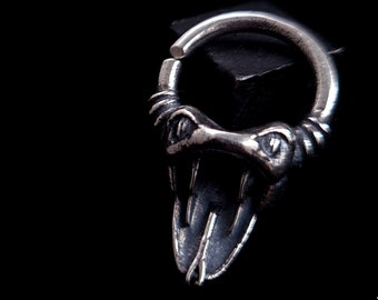 Snake septum ring, Goth septum ring, Septum ring 16g, Septum ring 18g, Reptile jewelry, Occult septum ring, Gothic piercing, Unique septum