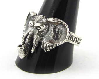 Elephant ring, elephant jewelry, elephant head, animal ring, biker ring, animal ring men, silver biker ring, biker jewelry