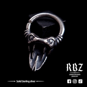 Snake septum ring, Goth septum ring, Septum ring 16g, Septum ring 14g, Reptile jewelry, Occult septum ring, Gothic piercing, Unique septum