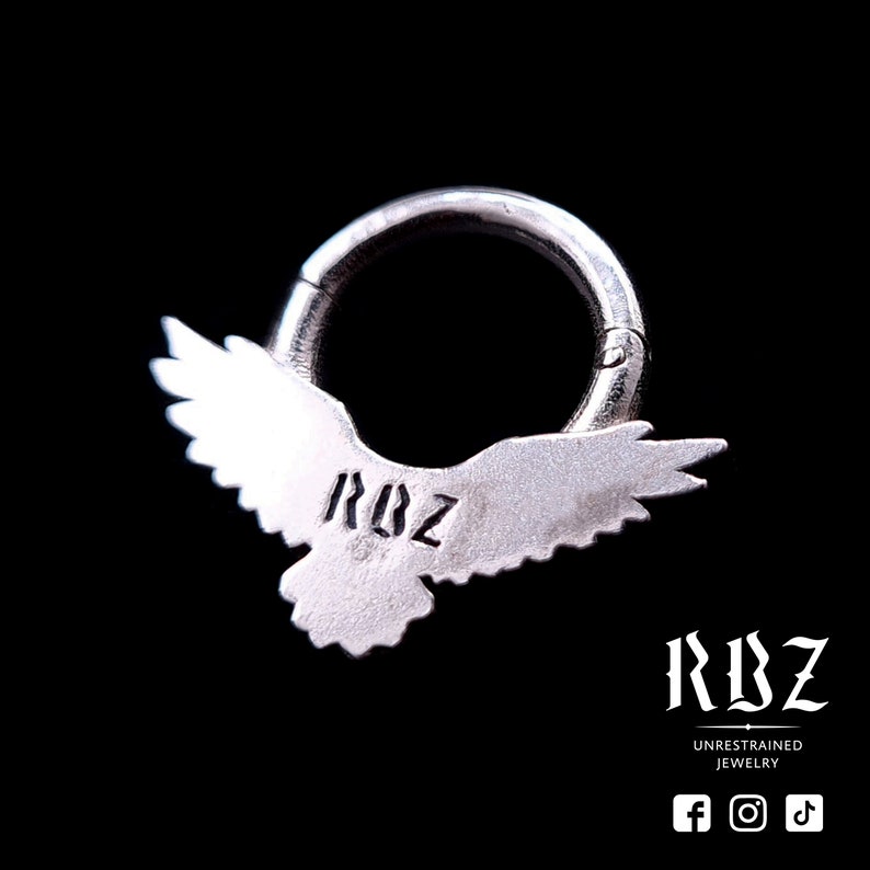 A highly detailed, Gothic crow / raven shaped clicker septum ring, made from solid Sterling silver, by RBZ Jewelry, back side.