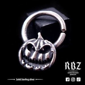 Halloween pumpkin septum ring, Goth septum ring, Jack-o&#39;-lantern, Septum ring 16g, Septum ring 14g, Occult jewelry, Unique nose ring, Spooky
