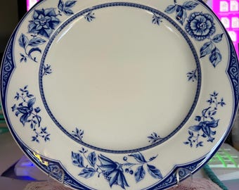 Vintage Brunelli “Tiffany” dinner plate made in Italy
