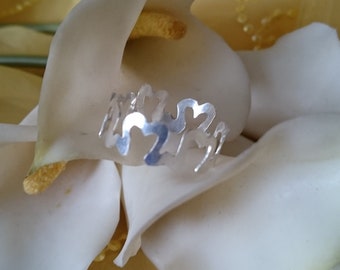 Sterling silver heart strip adjustable ring