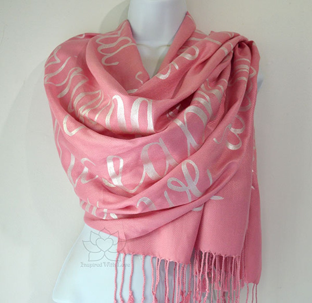 小物 S signature script scarf il_1080xN.2558210156_9ont.jpg