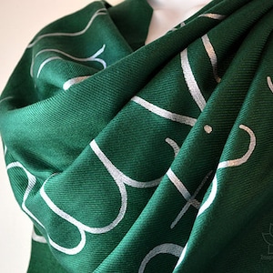Lokah Samastah Sukhino Bhavantu OM Shanti shawl, Mantra Yoga Vegan Scarf, Sanskrit Meditation Scarf, Yoga Teacher Gift, Spiritual Shawl