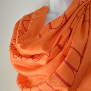 Lokah Samastah Sukhino Bhavantu OM Shanti shawl, Mantra Yoga Vegan Scarf, Sanskrit Meditation Scarf, Yoga Teacher Gift, Spiritual Shawl