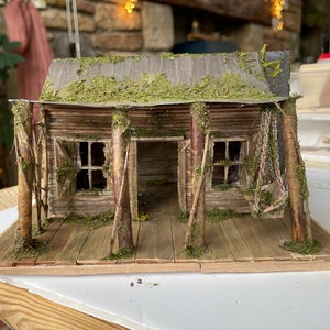 Evil Dead Cabin Diorama / Handmade Horror Miniature