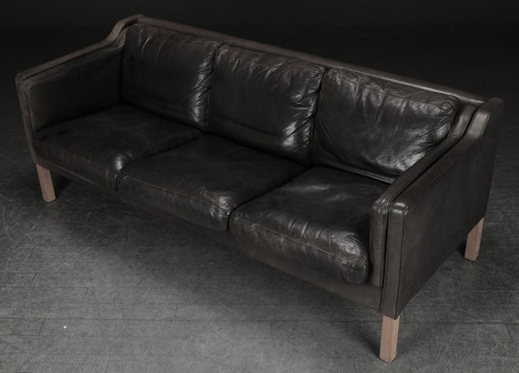 Lovely Faded Black Coloured 3 Seater Leather Sofa Mid Century Denmark Lovely Faded Black Coloured 3 Seater Leather Sofa Mid Century Denmark