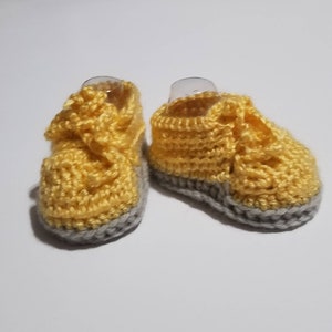 Crochet Baby Sweaters/Bootie Set image 2