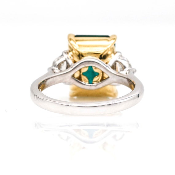 5.80 ct Emerald and Diamond Statement Ring in Pla… - image 4