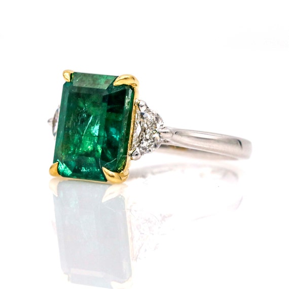 5.80 ct Emerald and Diamond Statement Ring in Pla… - image 5