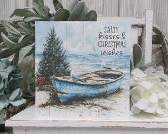 Beach Christmas Sign: Salty Kisses & Christmas Wishes - Holiday Decor