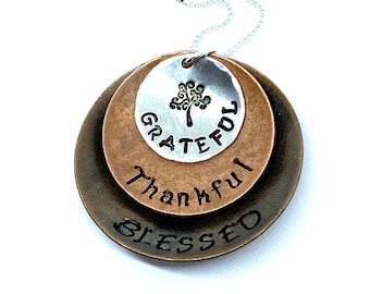 Dankbaar, dankbaar, gezegend ketting boho ketting cadeau voor de verjaardag van een vrouw Christelijke ketting gezegende sieraden