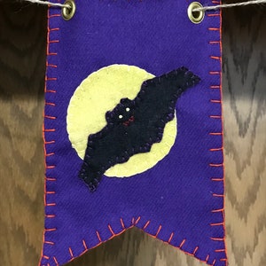 Bat Bunting - Wool Appliqué Pattern