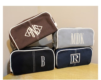 Monogrammed Dopp Kit, Monogrammed Toiletry bag, Men's Toiletry Bag, Women's Toiletry Bag, Bridesmaid Gift, Groomsmen Gift
