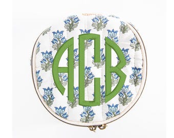 Monogrammed Cotton Quilted Make-up Bag, Jewelry Bag, Round Bag, Circle Bag, Zippered Make-up Bag, Bridesmaids Gift, Women's Gift