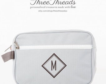 Monogrammed Grey Travel Bag, Dopp Kit, Monogrammed Toiletry bag, Toiletry Bag, College Gift, Women't Toiletry Bag