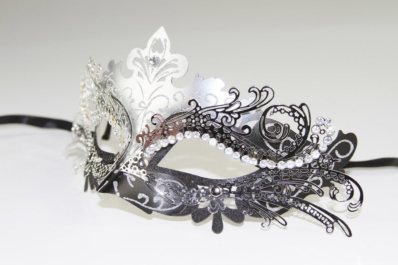 Prom Classic Black /& Silver Venetian Masquerade Mask Glitter Mask with Silver Laser Cut Metal Design Wedding Mardi Gras MEP001BKSL