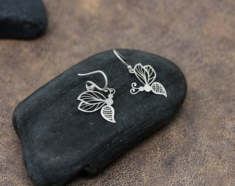 Sterling Silver 925 Bee Earrings Dangling Honey Bee Flat Earrings , Light Weight Insect Earrings, Animal Lover jewelry E54