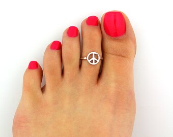 Sterling silver toe ring Peace design adjustable toe ring Also knuckle ring T95