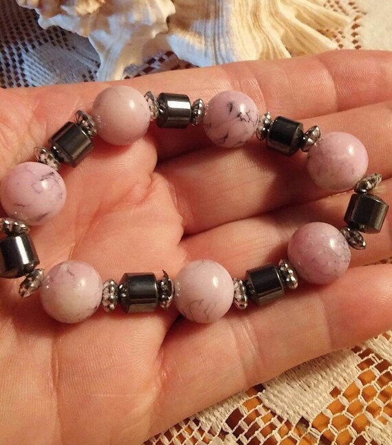 Beaded Bracelets / Stretch Bracelets / 8" Bracelets (Item#EB548)