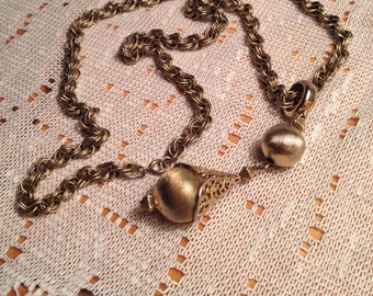 Vintage Necklaces / Gold Chains / Tassel Necklaces  (Item#EN47)