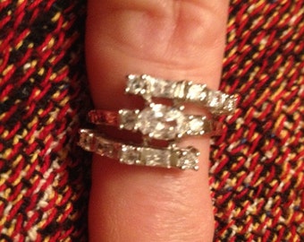 Vintage Rings / Multistone Rings / Engagement Rings / Sterling Silver Rings / Ring Size 6 (Item#ER198)