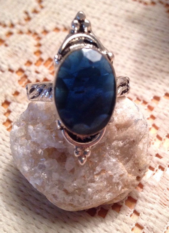 Vintage Rings / Sterling Silver Rings / Tanzanite