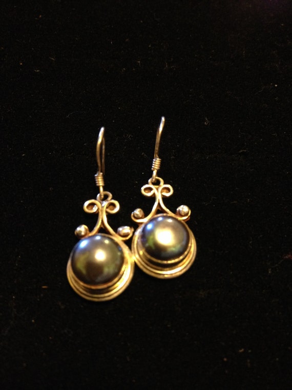 Vintage Earrings / Pearl Earrings / Dangle Earring