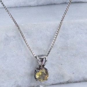 Sterling Silver Necklaces / Citrine Necklaces (Item#EN543)
