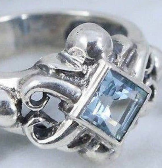 Topaz Rings / Sterling Silver Rings / Blue Topaz Rings /Birthstone Rings / Rings Size 5 ((Item#ER542)