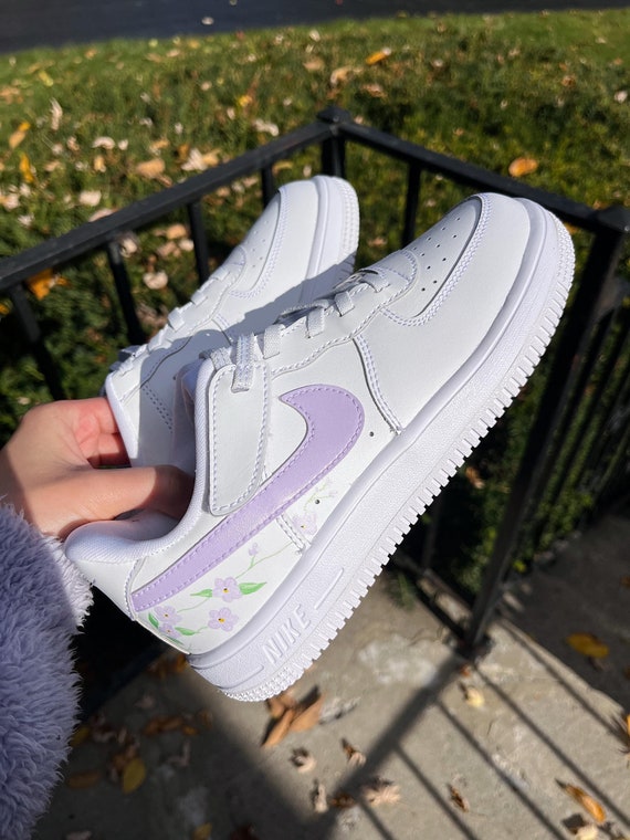 Light Purple Flowers Custom Air Force 1 display picture 2