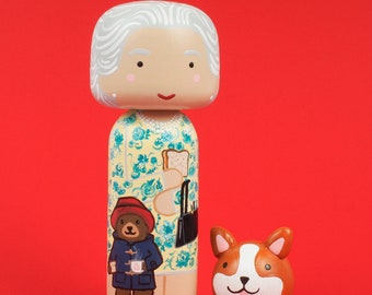 Queen Elizabeth II Custom Kokeshi Doll & Corgi peg doll