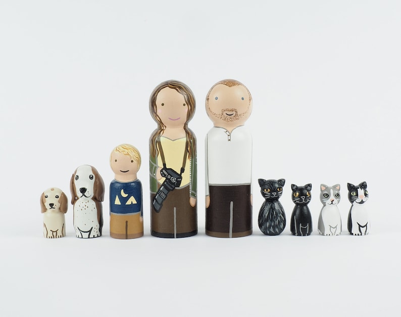 Mother's Day Gift Personalized family Peg Dolls image 4