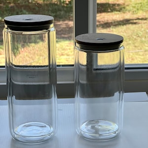 Espacios en blanco, vaso de cerveza, vaso de café, vidrio.