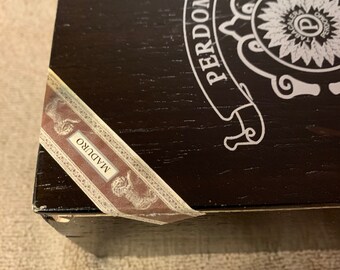 Medium size box Black Red Copper London Club Punch Cigar Box for Crafting