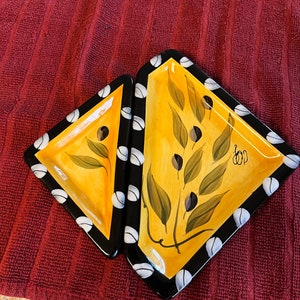 Ceramic Triangular Dishes