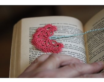 Carnation bookmark tatting pattern flower bookmarks tatted lace, shuttle tatting or needle tatting DIY - tatted pattern frivolite
