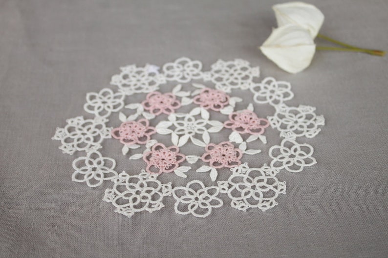 Doily tatting pattern placemat pattern needle tatting lace shuttle tatting or needle tatting DIY tatting pattern frivolity image 2