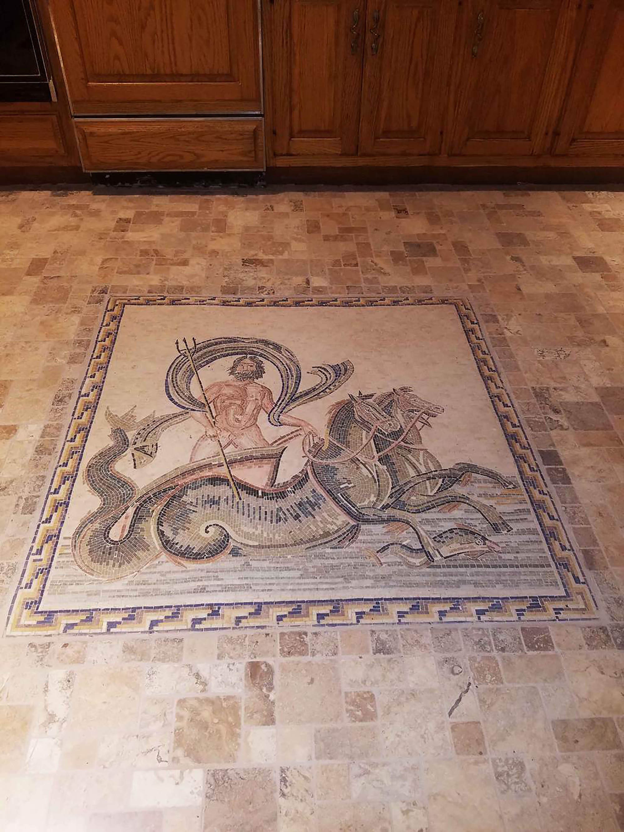 ネプチューンモザイクアート：手作りの石タイル壁装飾（36インチ×36