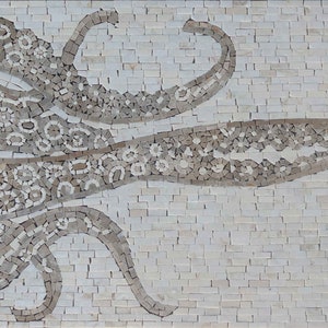 Mosaikväggkonst med bläckfisktentakler - Handgjord design med marint liv - Unik havsinspirerad heminredning