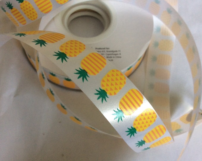 Pineapple gift  ribbon 18  mm x 50 m  ., Freepost   U.K