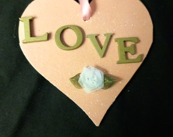 Wooden Heart Hanging  Keepsake various colours and designs Freepost UK